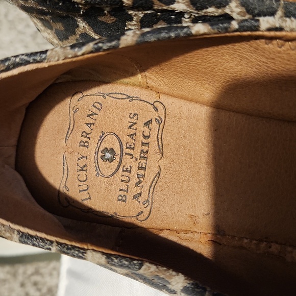 Lucky brand cheetah print flats size 6 - Picture 2 of 3